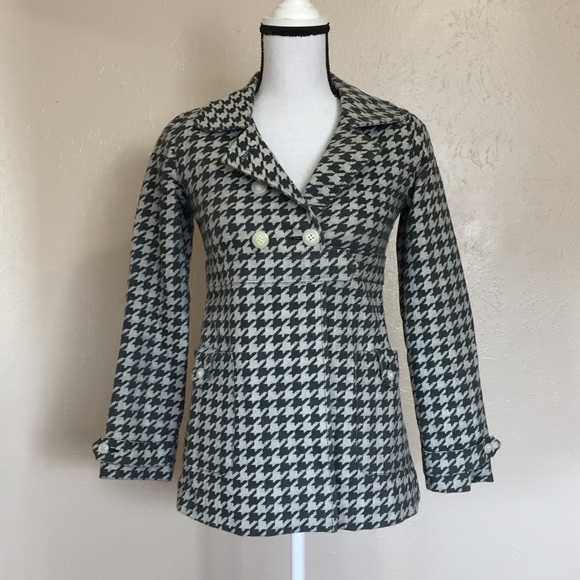 SOLD - Picture 2 of 8